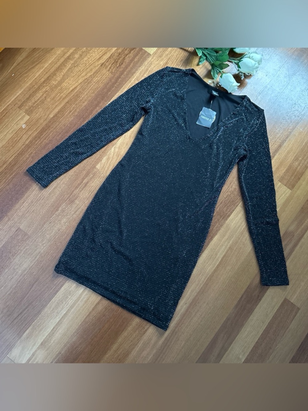 Forever 21 Black Sparkle Long Sleeve V-Neck Bodycon Dress